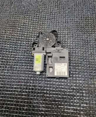 Volvo V50 Front door window regulator motor 30798104AB 976589105 250729004510