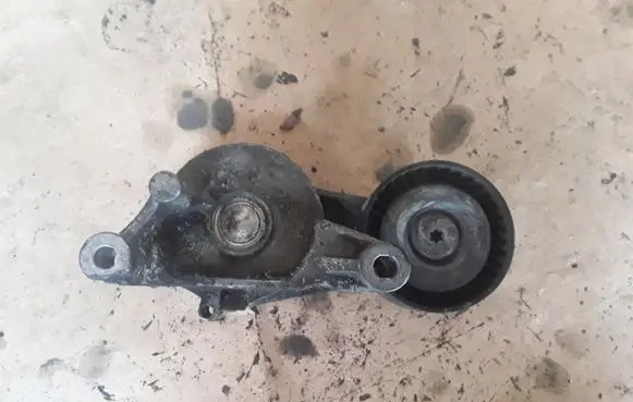 Audi A3 S3 A3 Sportback 8P Alternator belt tensioner 03G903315 03G903315A