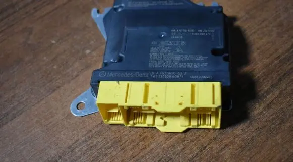 Mercedes-Benz GLE W167 Airbag control unit/module