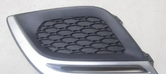 Front bumper lower grill