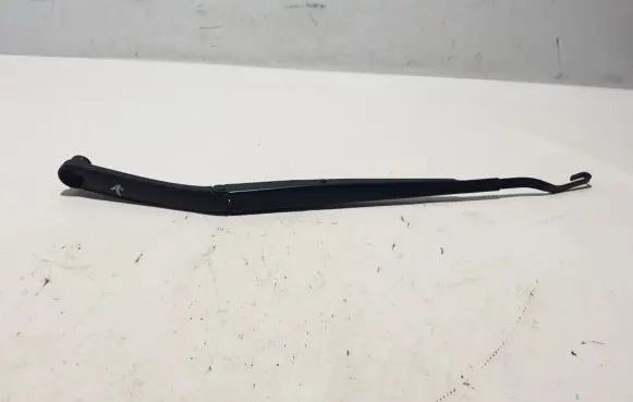 Hyundai Ioniq 5 Front wiper blade arm 98311GI000
