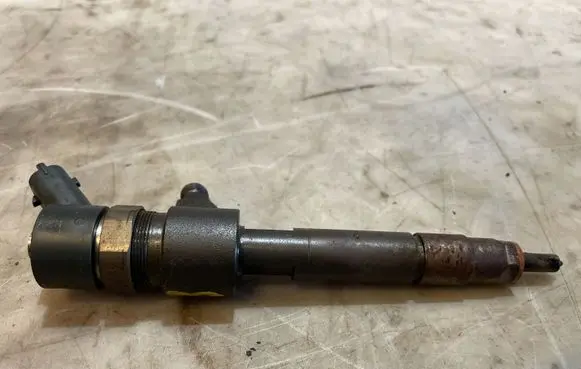 Opel Astra H Fuel injector 0445110276