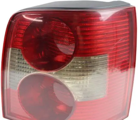Volkswagen PASSAT B5.5 Rear/tail lights 3B9945096AA