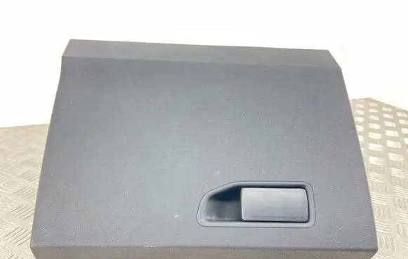 Peugeot 3008 II Glove box 10323