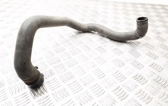 Volkswagen Touran I Engine coolant pipe/hose 3B0122291C