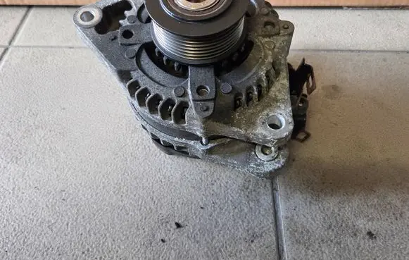 Honda CR-V Generator/alternator MS1042118280 28713