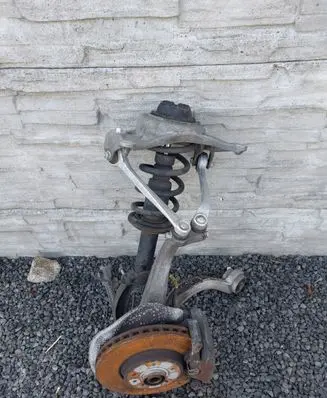 Audi Q5 SQ5 Front wheel hub spindle knuckle