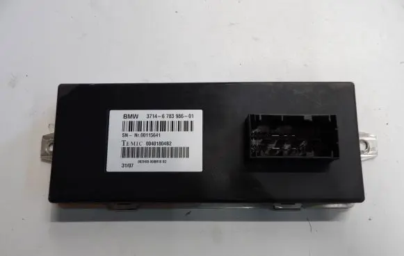 BMW X5 E70 Air suspension control unit module (rear) 6783986 00115641 00401804B2