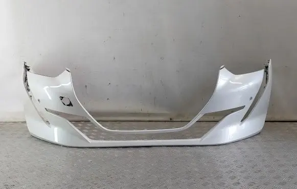 Peugeot 208 Front bumper 9828081180 9823203680