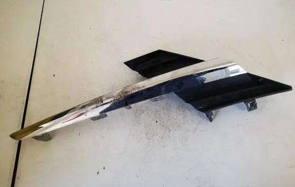 Toyota Verso Front bumper lower grill 531250f010