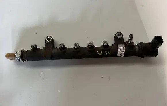 Volkswagen Transporter - Caravelle T5 Fuel main line pipe 03L089C 03L906051 057130764H