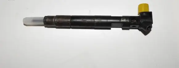 Mercedes-Benz E W212 Fuel injector A6510702387