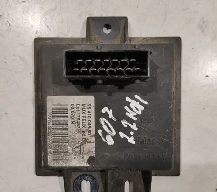 Peugeot 607 Light module LCM 9641004580