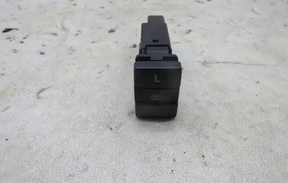 Toyota RAV 4 (XA30) Fog light switch 15B088
