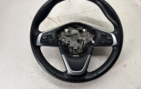 BMW X1 F48 F49 Steering wheel 6877516 76479763 4787019