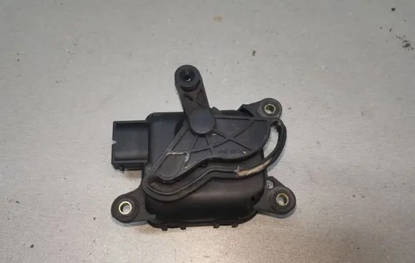 Audi A6 S6 C5 4B Air flap motor/actuator 0132801129 4B1820511C