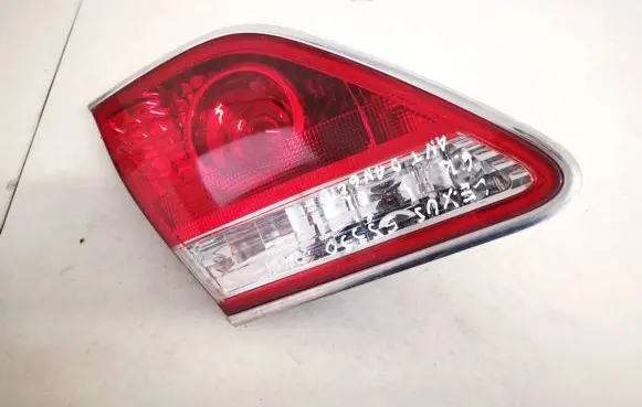 Lexus ES 250 - 300 - 330 Tailgate rear/tail lights
