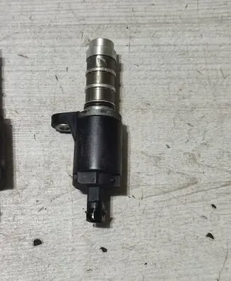 Peugeot 2008 II Camshaft vanos timing valve 9812046280 1001025500 TC043983
