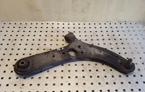 KIA Rio Front lower control arm/wishbone