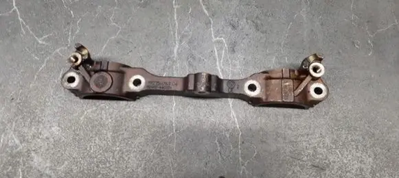 BMW 3 E90 E91 Camshaft holder 7540149