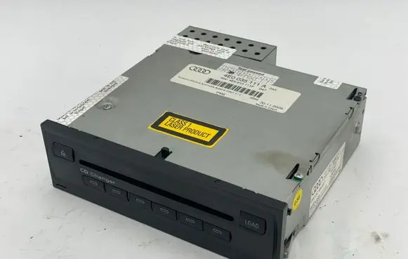 Audi A6 S6 C6 4F CD/DVD changer 4E0035111A 4E0910111F