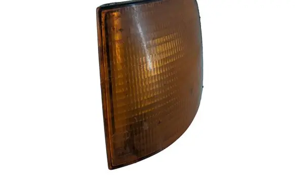 Volkswagen PASSAT B3 Front indicator light 357953049