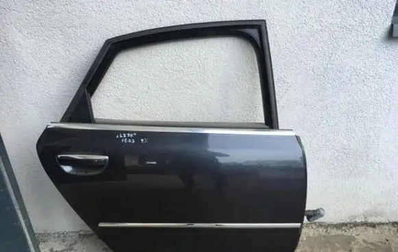 Audi A8 S8 D3 4E Rear door