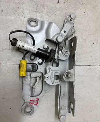 BMW 5 F10 F11 Bonnet Pedestrian Airbag Actuator 0589P1000095 80939MU P35A14A