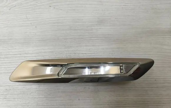 BMW 5 F10 F11 Front fender indicator light 63137154167 084441415R 4441415