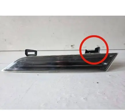Nissan Murano Z51 Front reflector 42263957