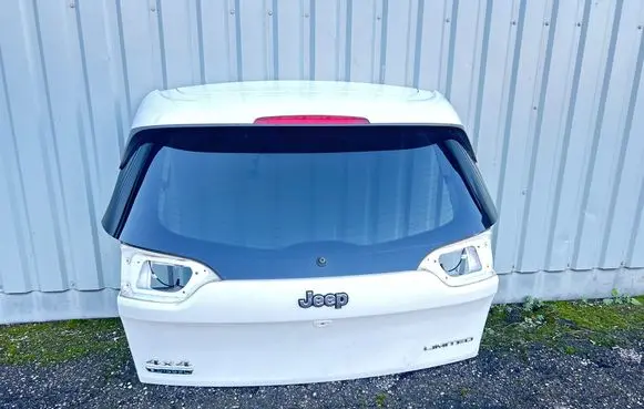 Tailgate/trunk/boot lid