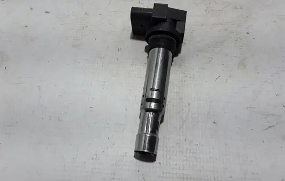 Volkswagen Caddy High voltage ignition coil 036905715