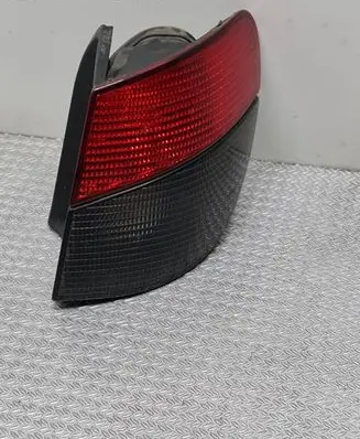 Peugeot 406 Rear/tail lights 45503