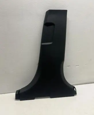 (B) pillar trim (bottom)