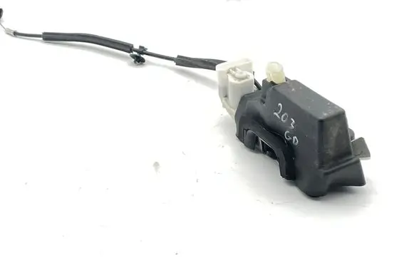 Maserati Quattroporte Rear door lock 