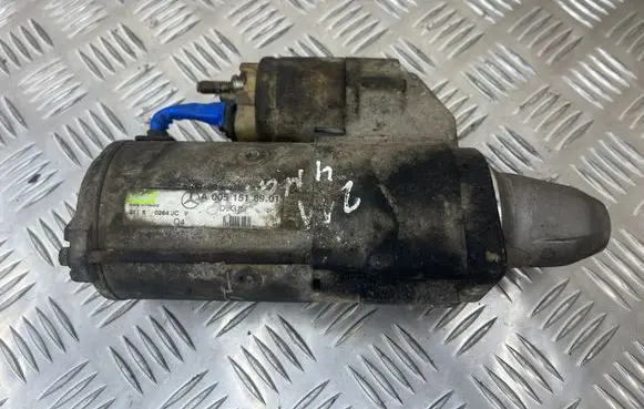 Mercedes-Benz E W211 Starter motor A0051518901