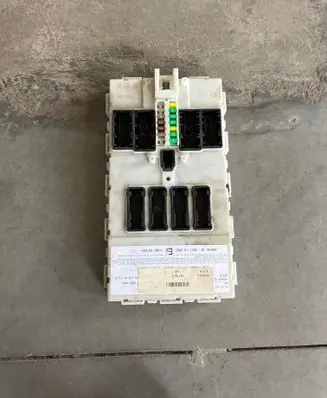 BMW X5 F15 Central body control module 8796104