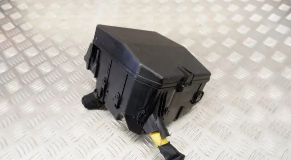 Mitsubishi Outlander Fuse box set 8565A338