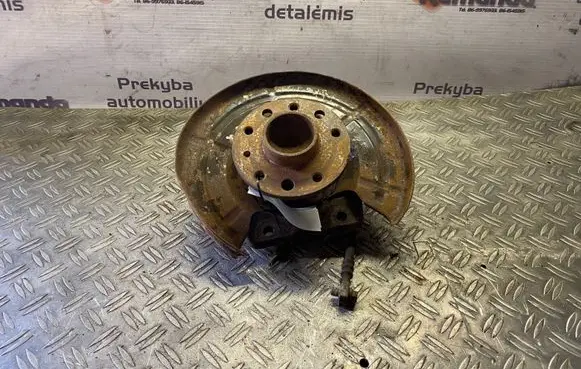 Opel Zafira B Rear wheel hub