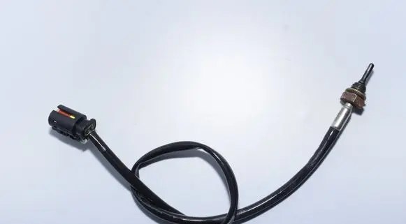 BMW 3 E92 E93 Exhaust gas temperature sensor 8507628
