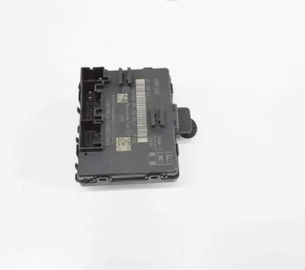 Audi Q8 Door control unit/module 4M1959595J 4M1959595D