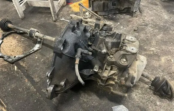 Opel Combo C Manual 5 speed gearbox 0923722010