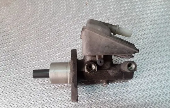 Ford Focus Master brake cylinder 03350886401