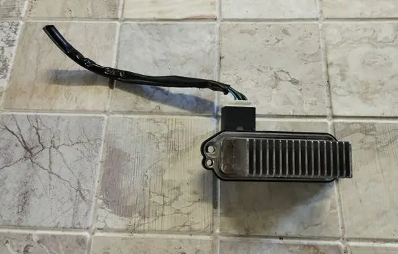 Mazda 3 I Heater blower motor/fan resistor HB180BP4M PM010020B