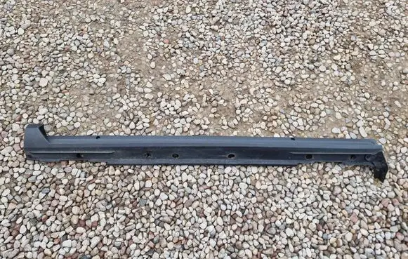 Toyota Yaris Cross Sill 75860K2010
