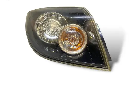 Mazda 3 I Rear/tail lights P38G RS120 0200