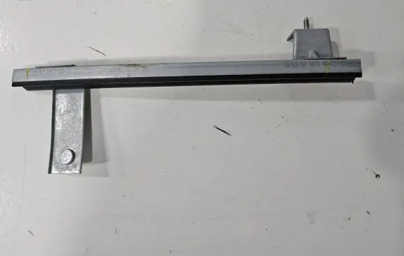 Ford Mustang VI Front door coupe window/glass frame FR3B63263A20