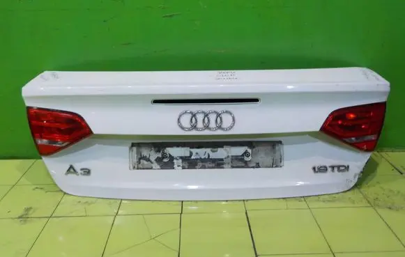 Audi A3 S3 8P Tailgate/trunk/boot lid KOMPLETNA