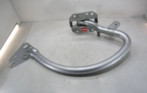 Audi A5 8T 8F Tailgate/trunk/boot hinge 8T0827301C