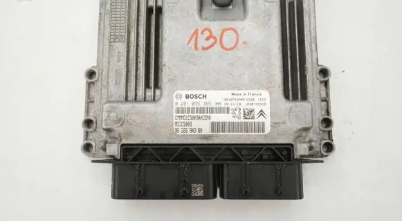 Peugeot 3008 I Engine control unit/module 9832694380 0281035365